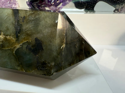 Double Terminated Crystal Points (DTs)